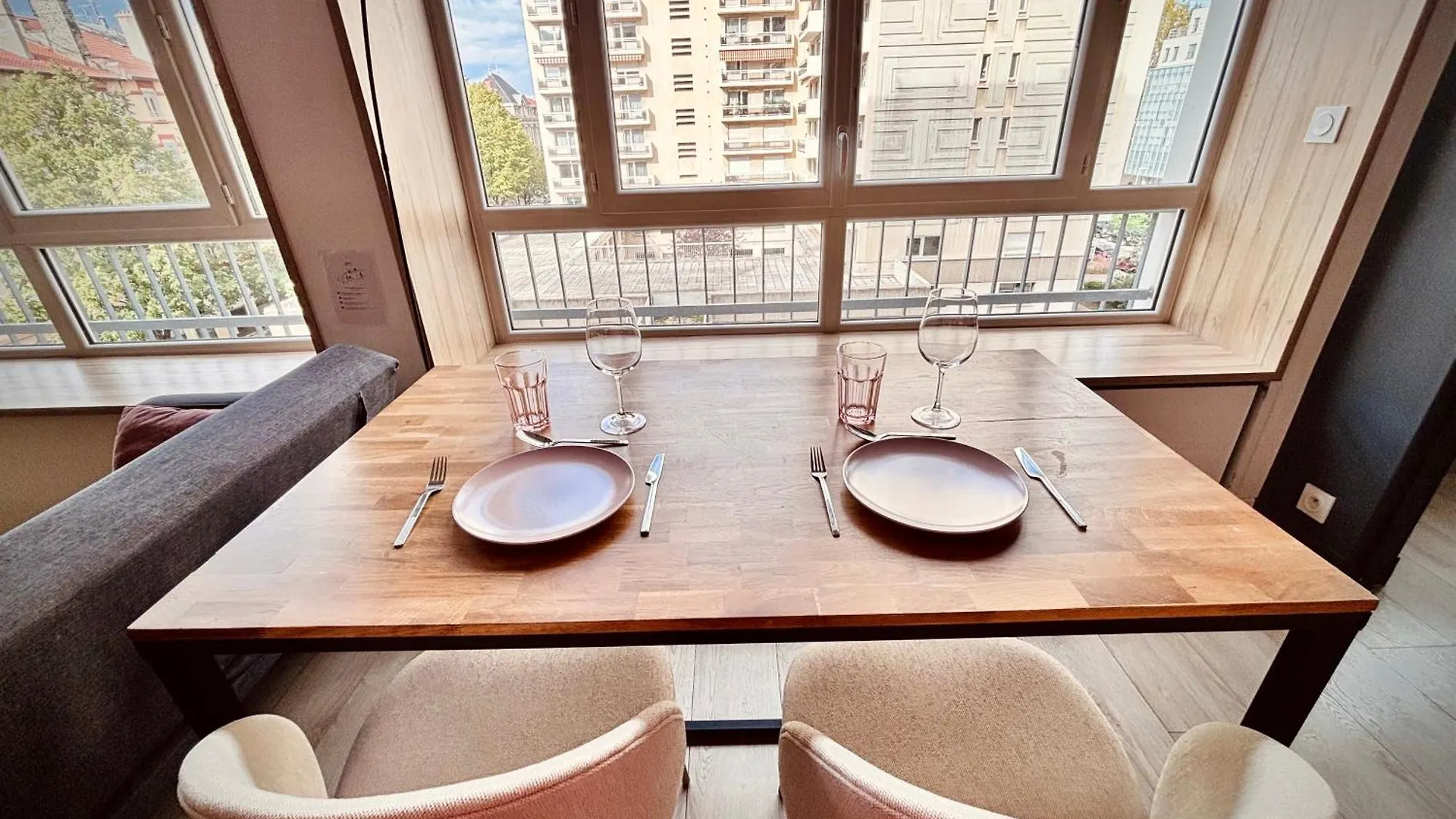 Apartment Lost Inn Lyon Part Dieu -Entre Centre Ville Et Gare Part Dieu -Netflix France